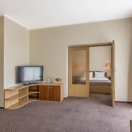 Mariot Medical Center Hotel Truskavets